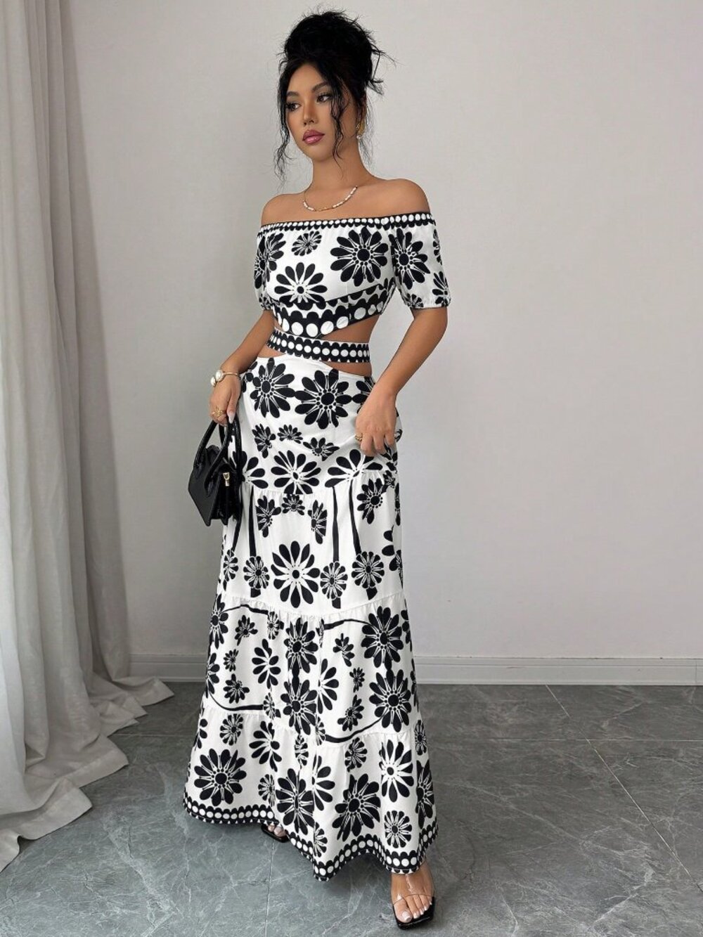 Boho Women's Floral Print Off-Shoulder short Sleeve Hollow Waist maxi Dress - Picture 3 of 6